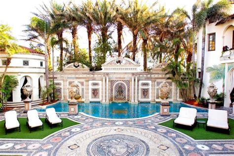 house where versace was killed address|versace mansion location.